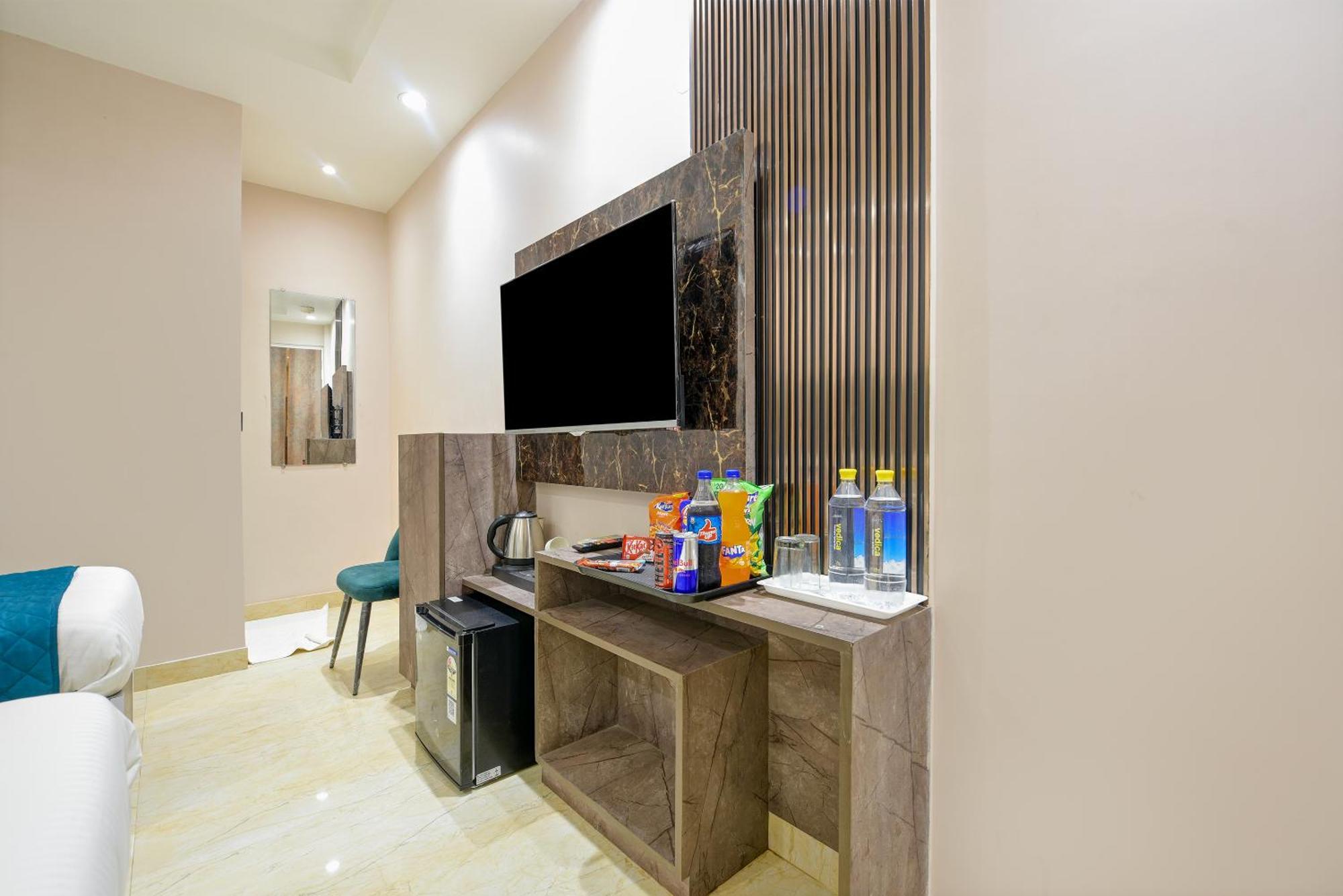 The Pearl Plaza Hotel In City Centre - Near New Delhi Railway Station Екстериор снимка