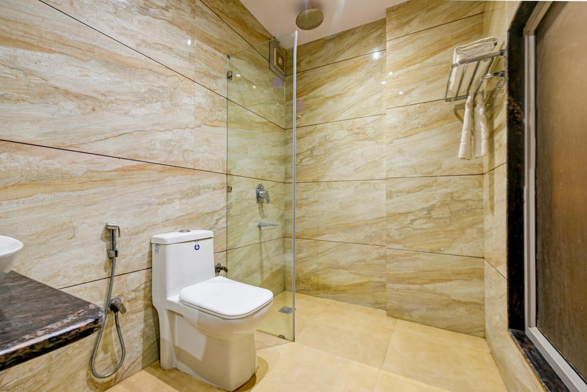 The Pearl Plaza Hotel In City Centre - Near New Delhi Railway Station Екстериор снимка