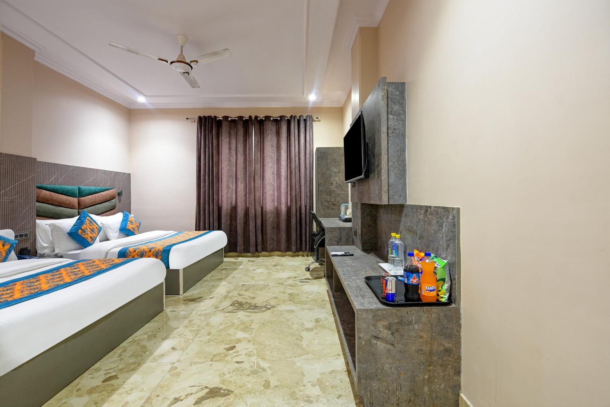 The Pearl Plaza Hotel In City Centre - Near New Delhi Railway Station Екстериор снимка
