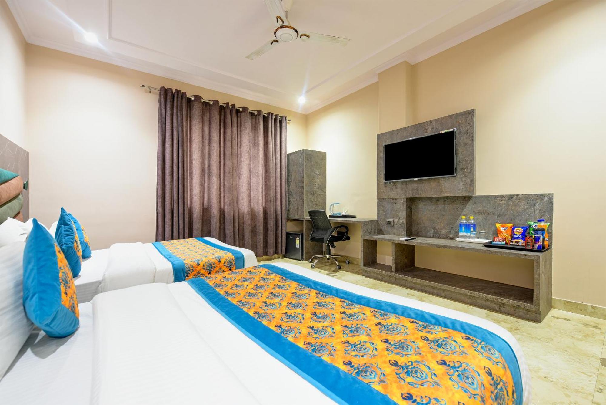The Pearl Plaza Hotel In City Centre - Near New Delhi Railway Station Екстериор снимка