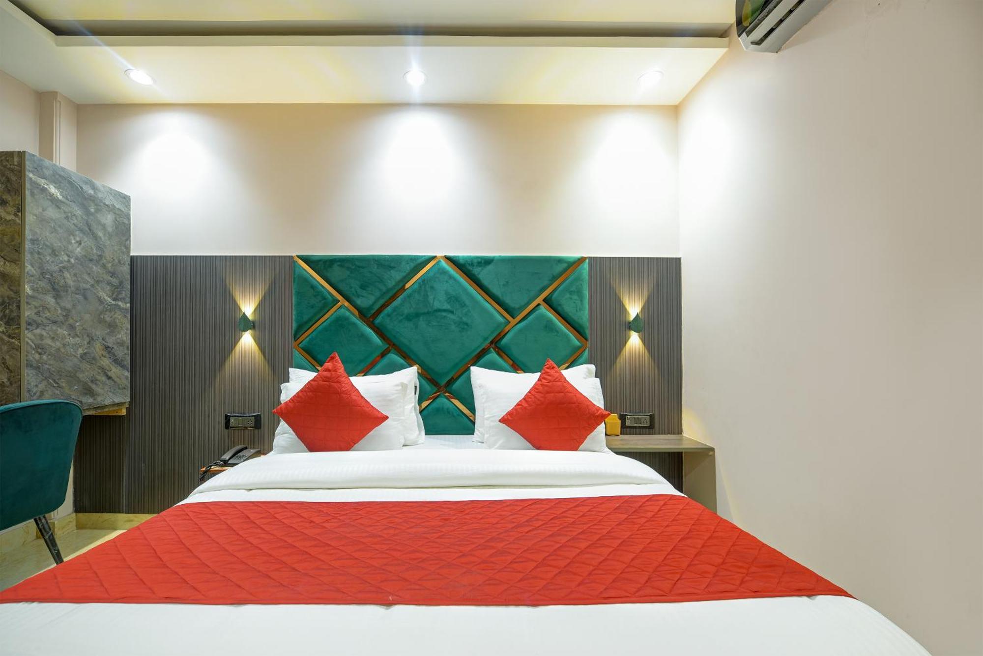 The Pearl Plaza Hotel In City Centre - Near New Delhi Railway Station Екстериор снимка