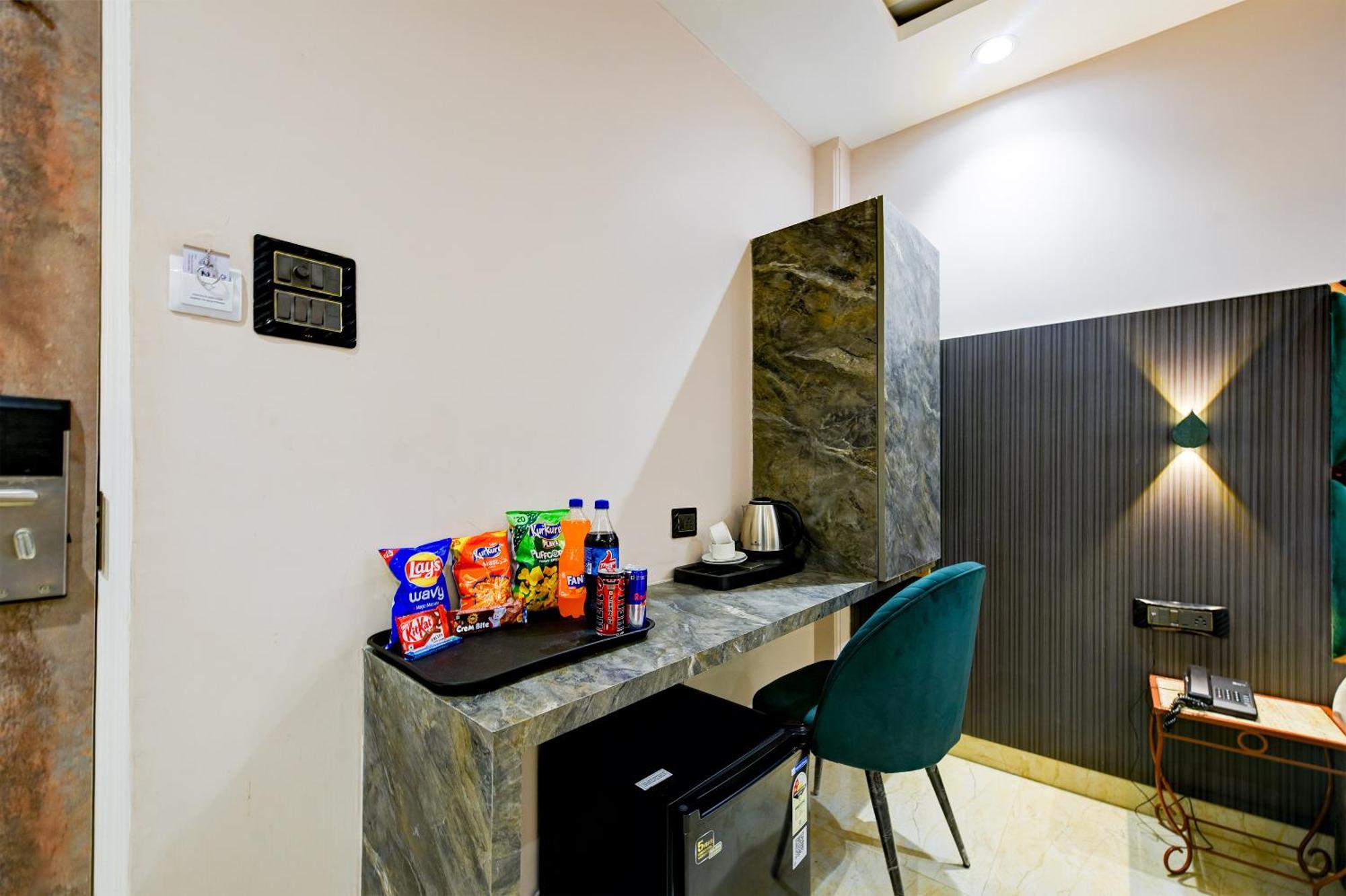 The Pearl Plaza Hotel In City Centre - Near New Delhi Railway Station Екстериор снимка