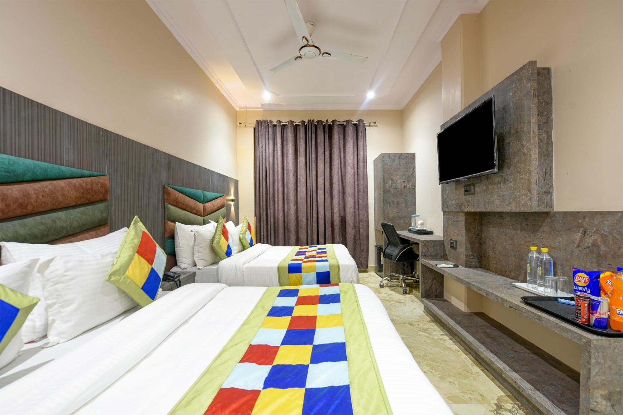 The Pearl Plaza Hotel In City Centre - Near New Delhi Railway Station Екстериор снимка
